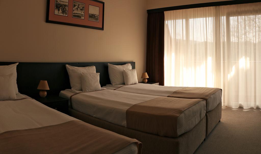 Hotel Jezero Bor Exterior foto
