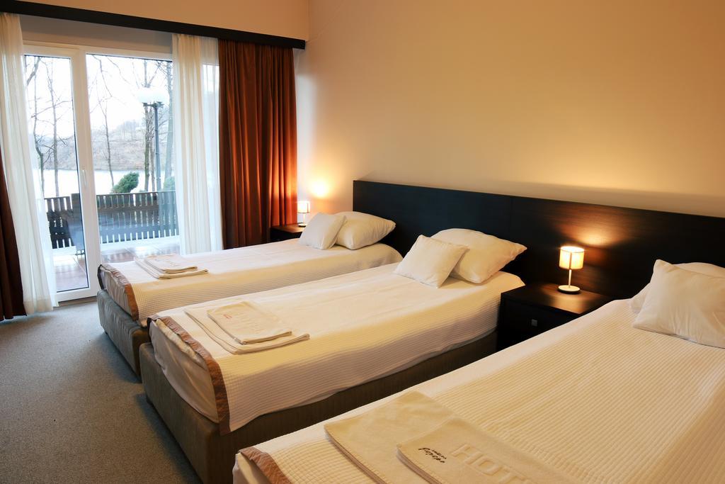 Hotel Jezero Bor Exterior foto