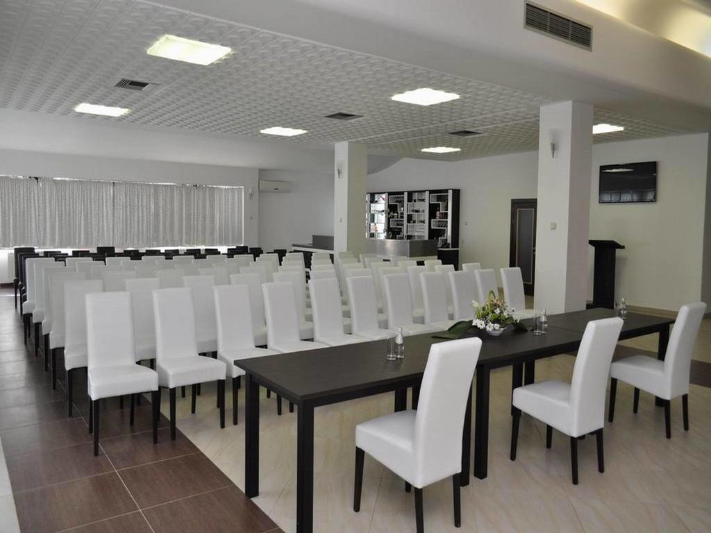 Hotel Jezero Bor Exterior foto